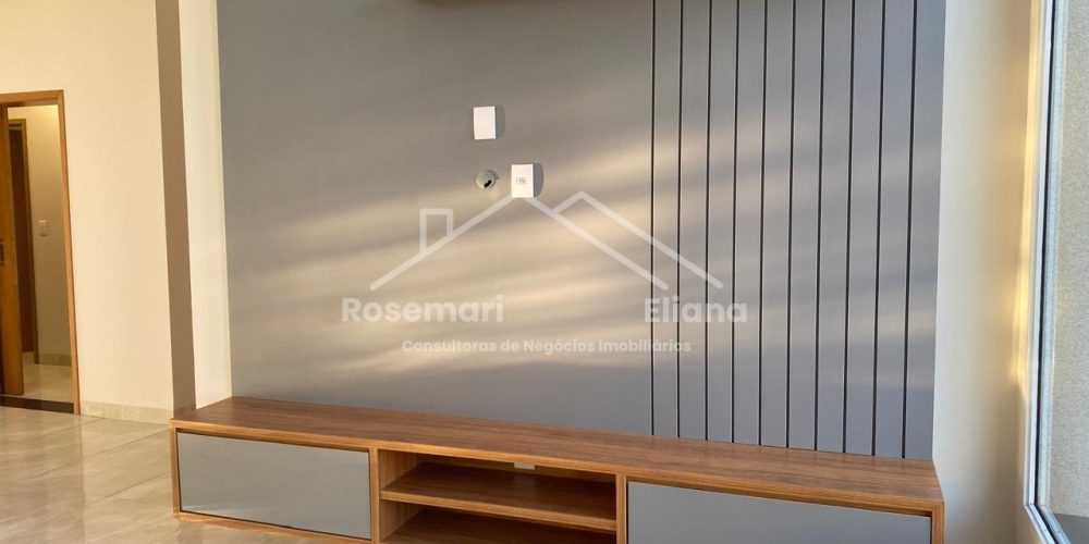 WhatsApp Image 2025-08-20 at 10.39.49