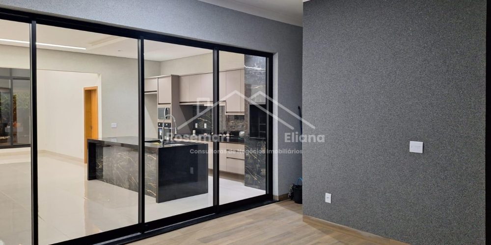 WhatsApp Image 2025-08-20 at 11.04.50 (2)